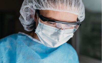 Protección Ocular en el Quirófano: Buenas Prácticas para el Personal de Salud